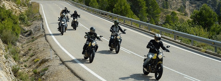 rutas organizadas en moto