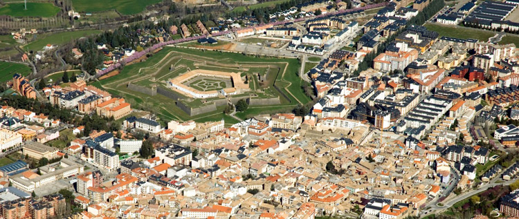 ruta transpirenaica en moto por jaca