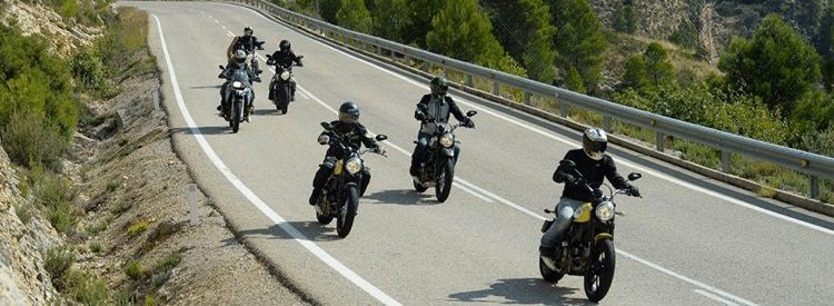 rutas organizadas en moto